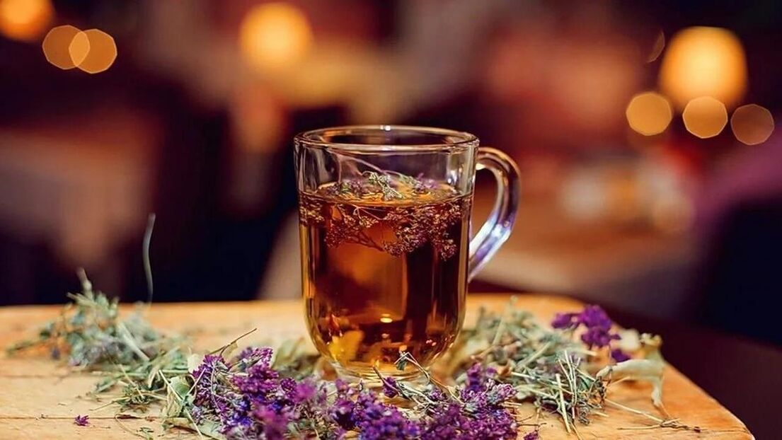 A decoction of healing wood tea will protect a man from inflammation